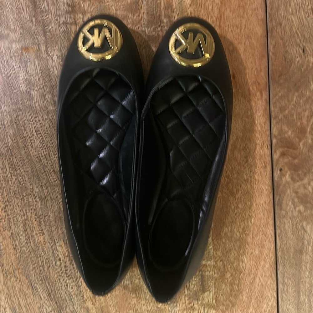 Michael Kors flats